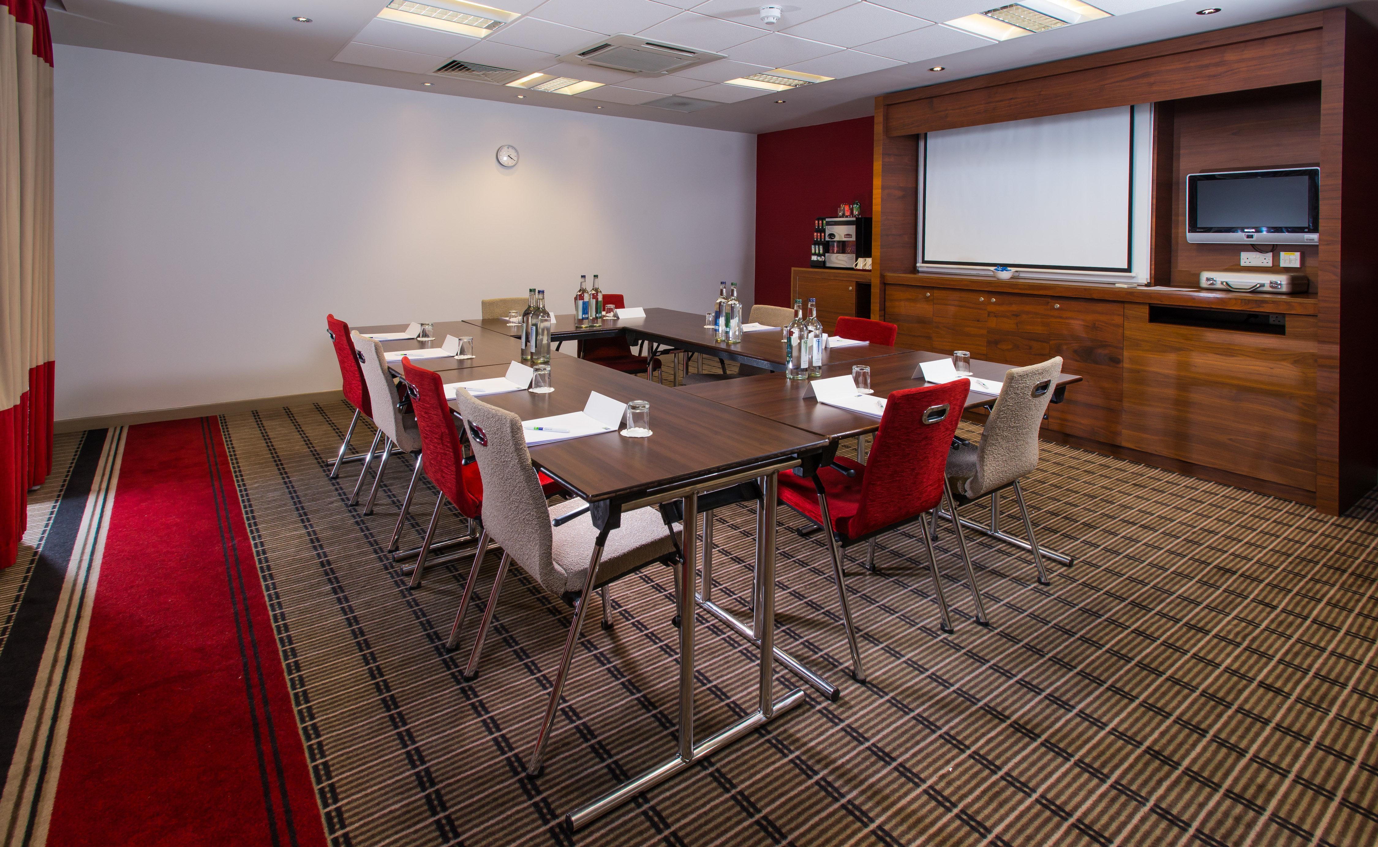 Holiday Inn Express East Midlands Airport By Ihg Касъл Донингтън Екстериор снимка