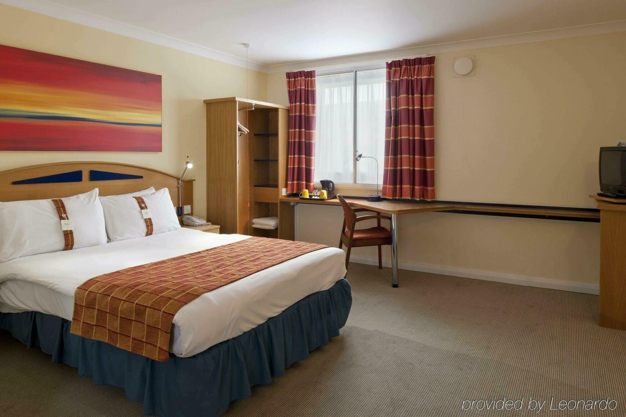 Holiday Inn Express East Midlands Airport, An Ihg Hotel Касъл Донингтън Стая снимка